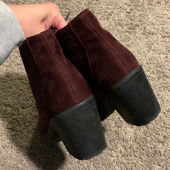 SODA Wine Booties - Picture 4 of 5